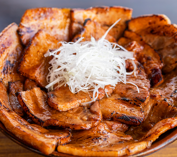 豚丼店の料金事例