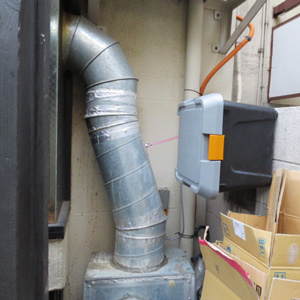 居酒屋の厨房排気臭