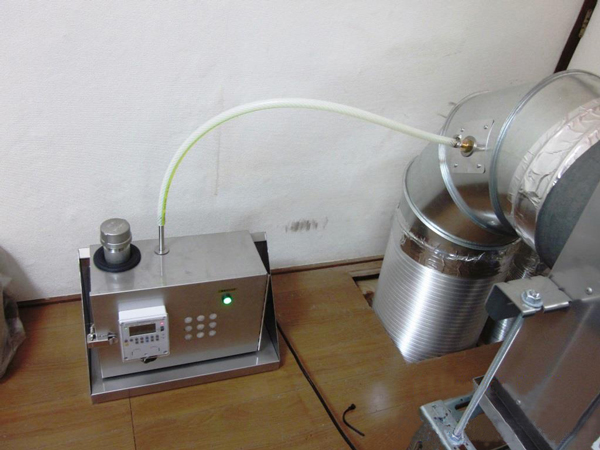 とんかつカレー専門店の調理臭